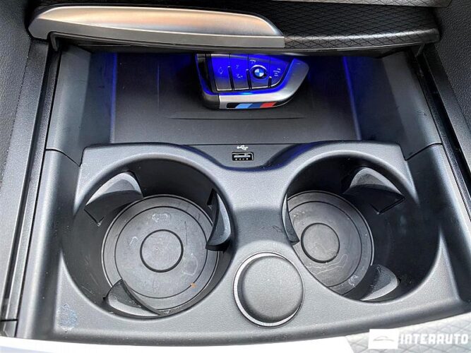 BMW 520 43 interauto-car