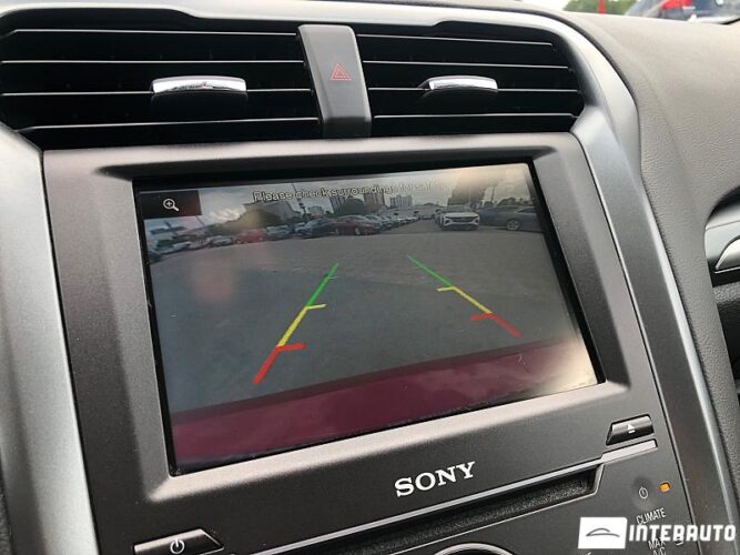 Ford Fusion 38 interauto-car