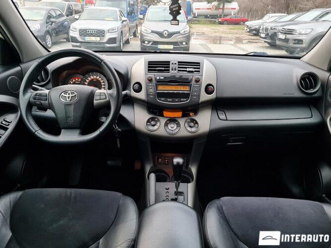 Toyota Rav-4 38 interauto-car