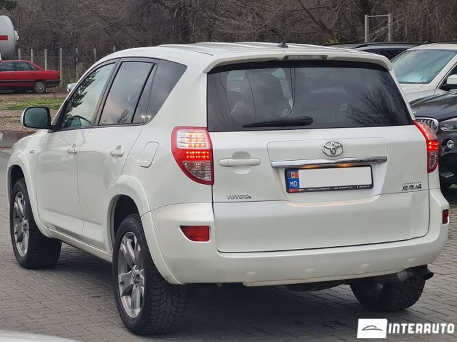 Toyota Rav-4 34 interauto-car