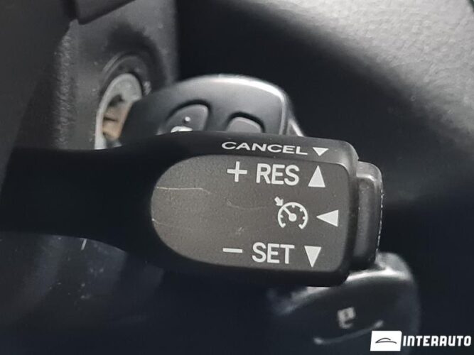 Toyota Rav-4 46 interauto-car