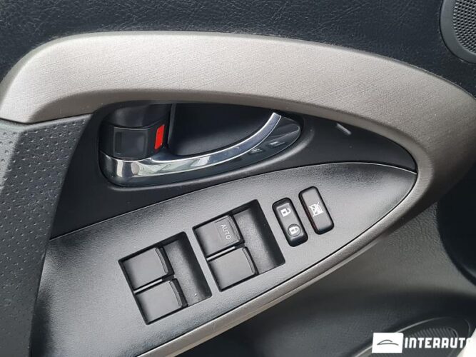 Toyota Rav-4 48 interauto-car