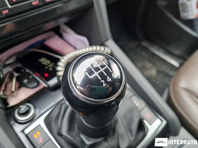 Volkswagen Amarok 39 interauto-car