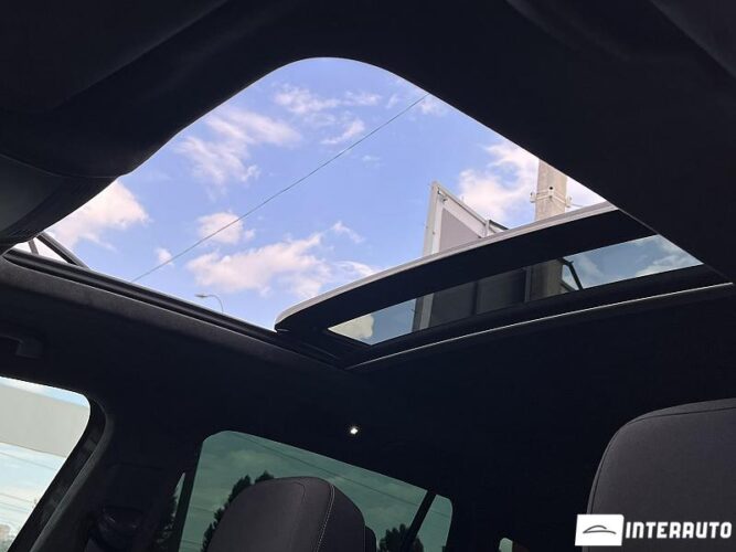 Volkswagen Tiguan 53 interauto-car