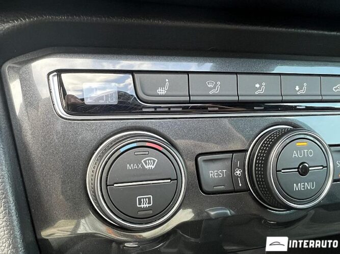 Volkswagen Tiguan 65 interauto-car