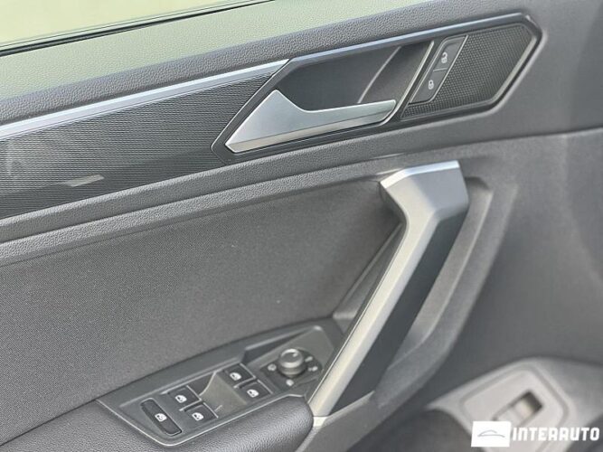 Volkswagen Tiguan 60 interauto-car
