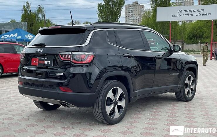 Jeep Compass 41 interauto-car