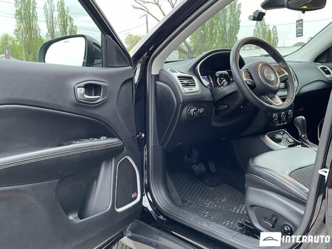 Jeep Compass 46 interauto-car