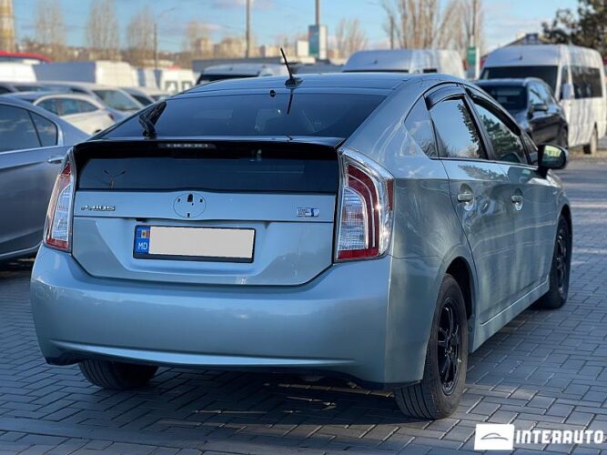 Toyota Prius 33 interauto-car