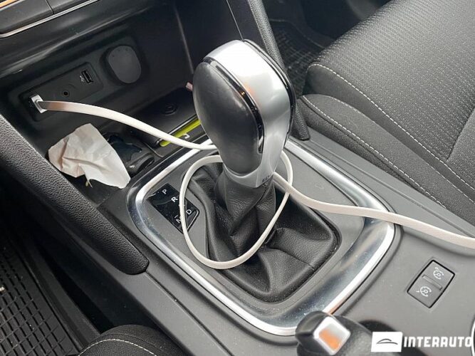 Renault Megane 52 interauto-car