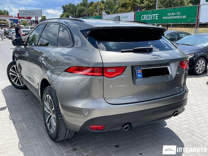 Jaguar F-Pace 35 interauto-car