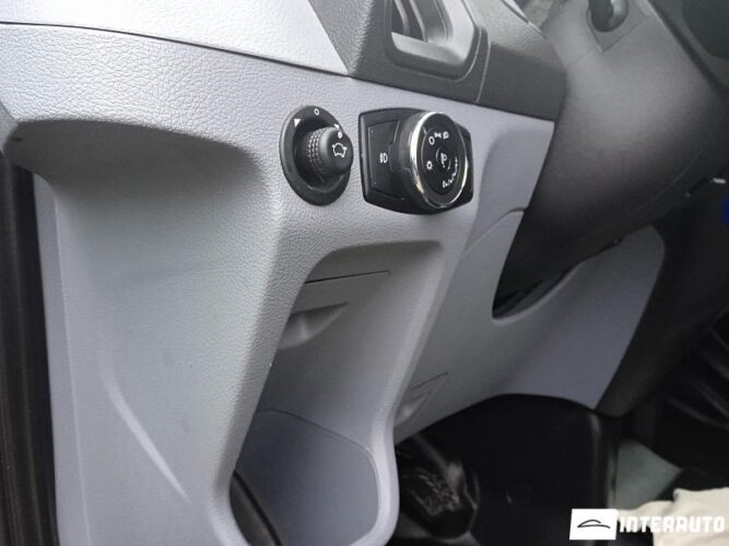 Ford Transit 32 interauto-car