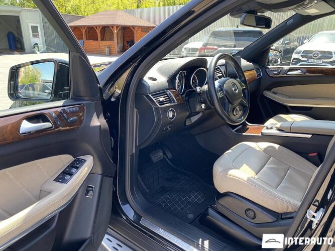 Mercedes GL 350 34 interauto-car