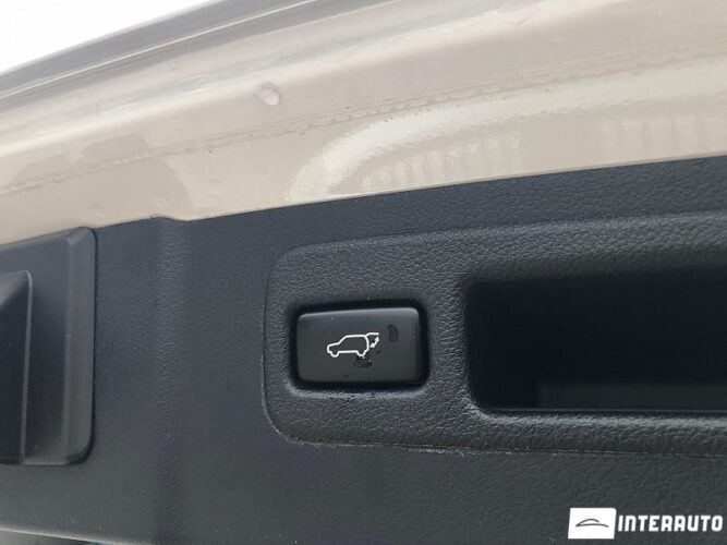 Lexus NX 300H 49 interauto-car