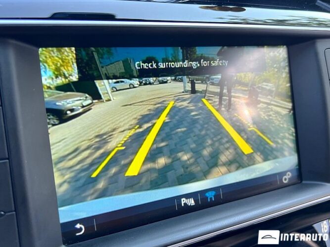 Jaguar XE 41 interauto-car