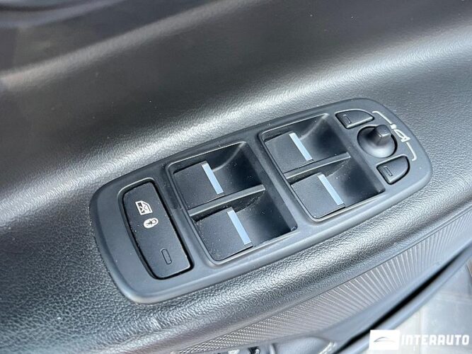 Jaguar XE 50 interauto-car