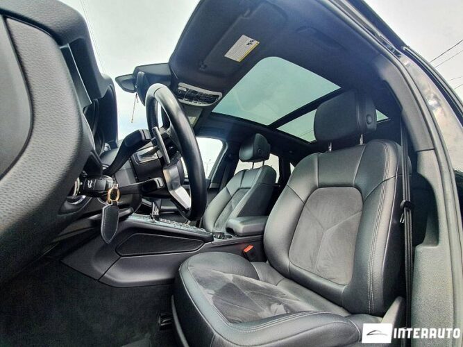 Porsche Macan 37 interauto-car