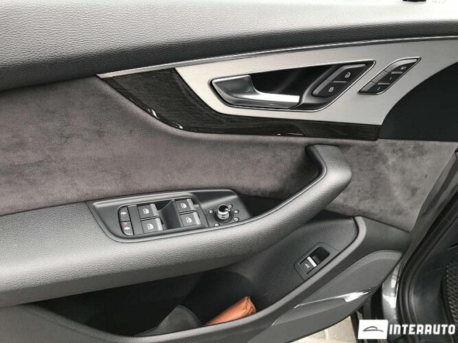 Audi Q7 36 interauto-car