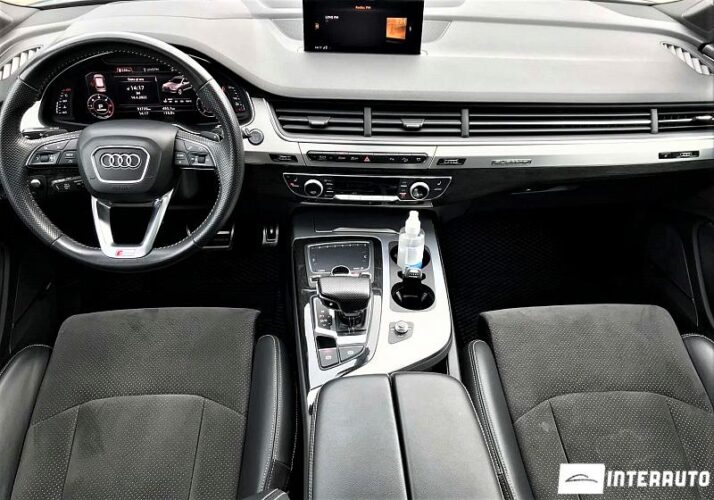 Audi Q7 39 interauto-car