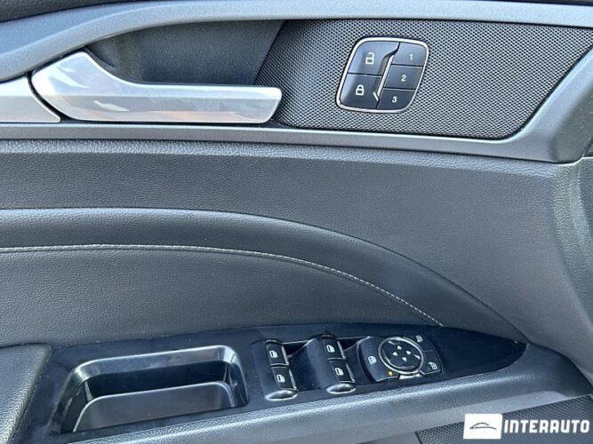 Ford Fusion 35 interauto-car