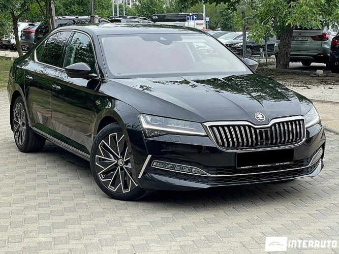 Skoda Superb 39 interauto-car