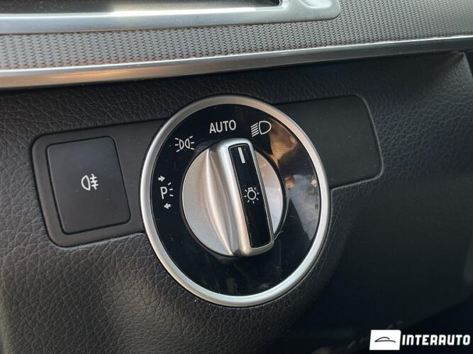 Mercedes E 300h 42 interauto-car