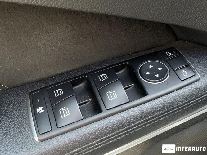 Mercedes E 300h 41 interauto-car