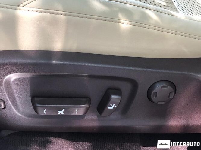 Lexus RX 450h 59 interauto-car