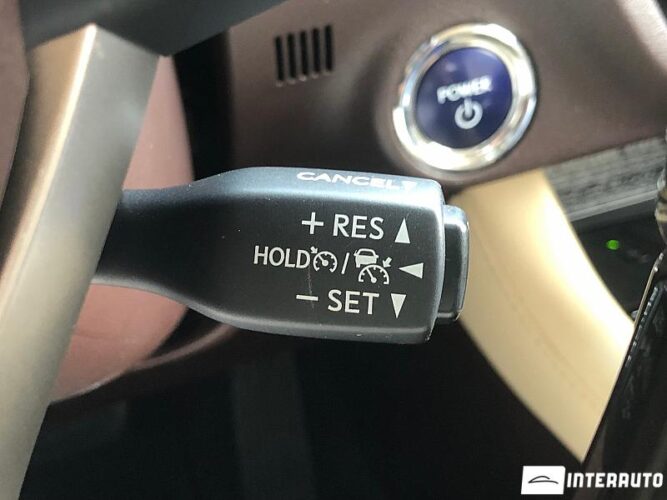 Lexus RX 450h 54 interauto-car