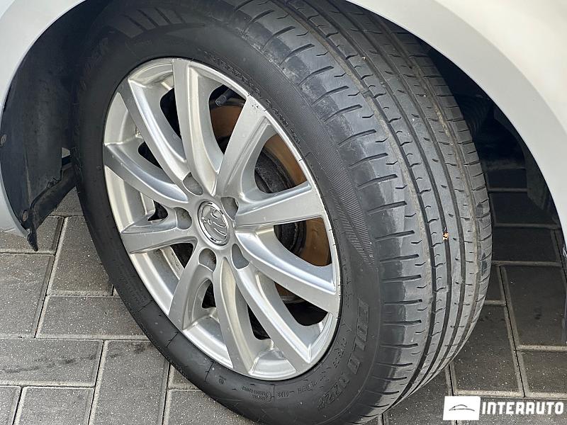 Skoda Octavia 15 automobil-interauto