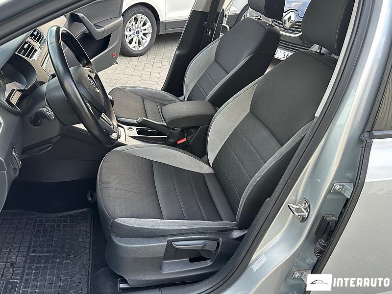 Skoda Octavia 17 automobil-interauto