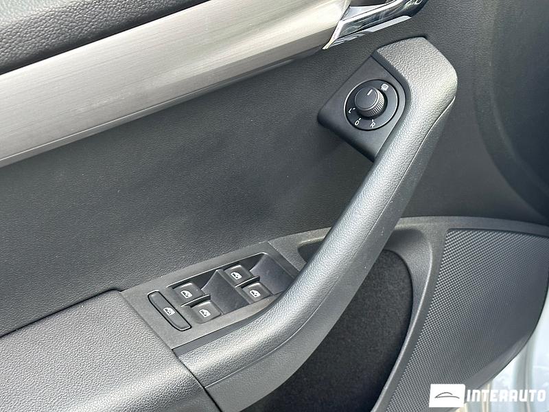 Skoda Octavia 20 automobil-interauto