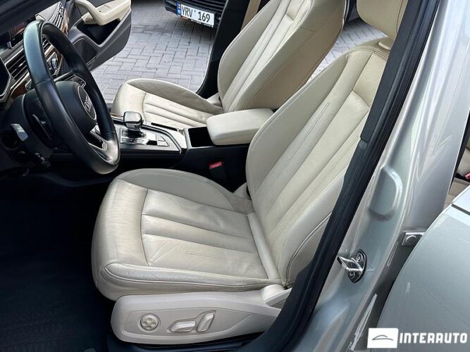 Audi A4 44 interauto-car
