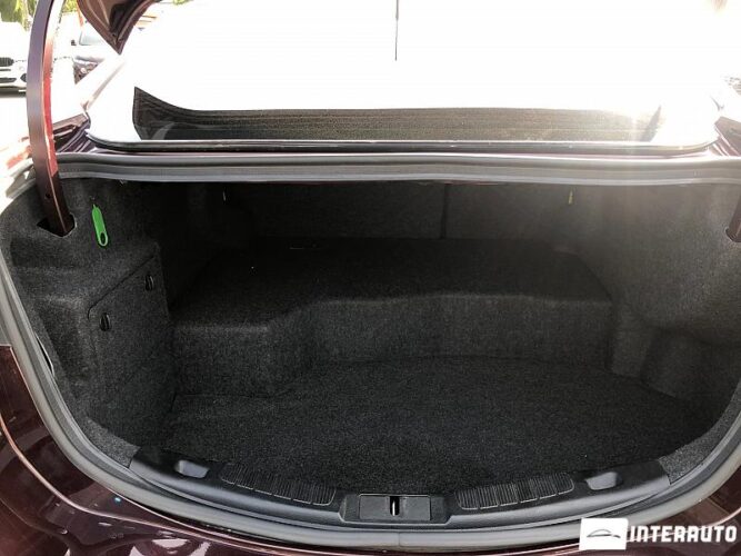 Ford Fusion 51 interauto-car