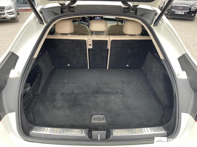 Mercedes GLC 250 Coupe 51 interauto-car