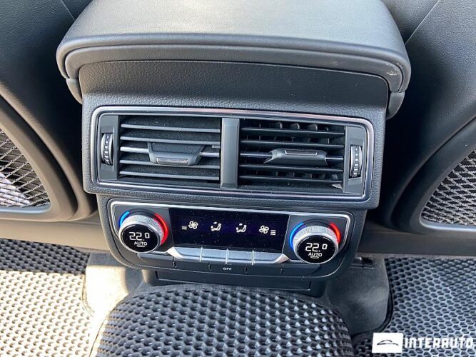 Audi Q7 47 interauto-car
