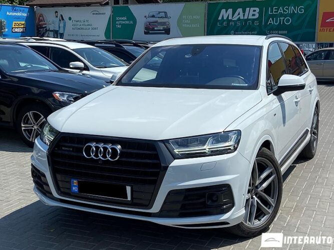 Audi Q7 32 interauto-car