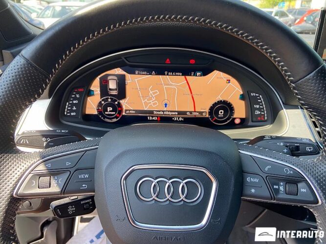 Audi Q7 42 interauto-car