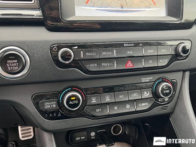 Kia Niro 48 interauto-car