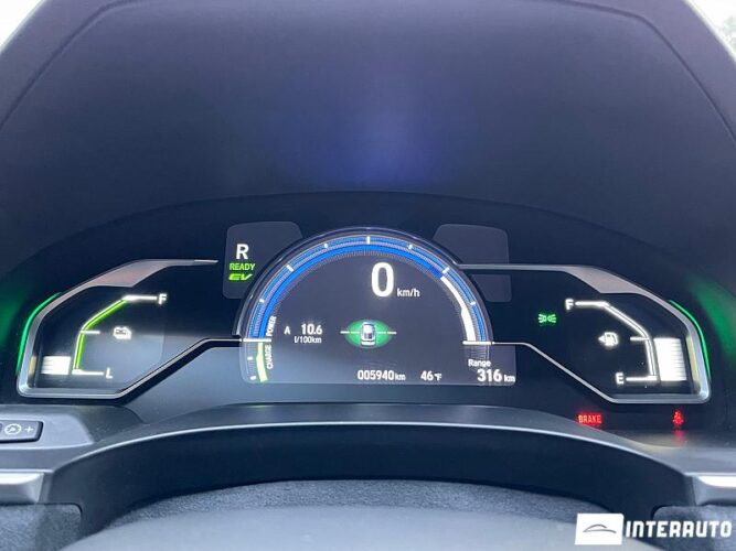 Honda Clarity 42 interauto-car