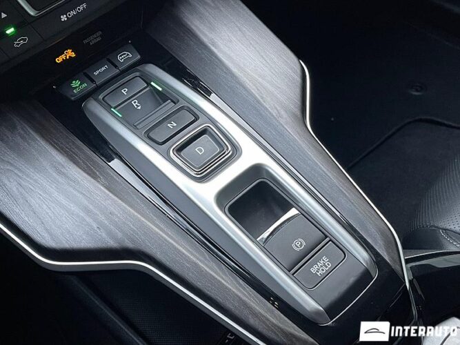 Honda Clarity 44 interauto-car