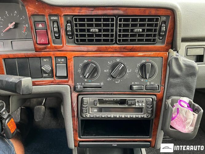 Volvo 850 40 interauto-car