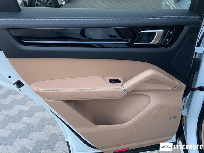 porsche Cayenne 2020