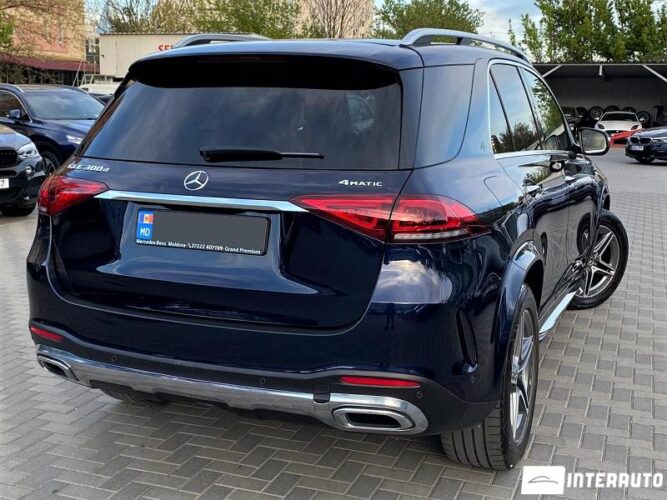 Mercedes GLE 300d 36 mercedes GLE 300d 2019