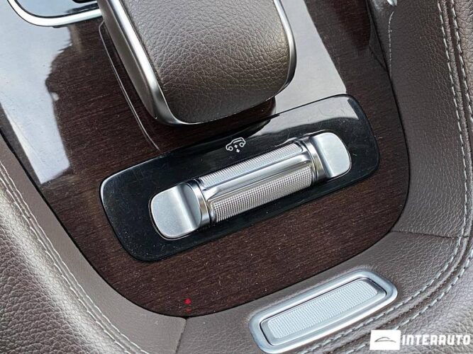 Mercedes GLE 300d 49 mercedes GLE 300d 2019