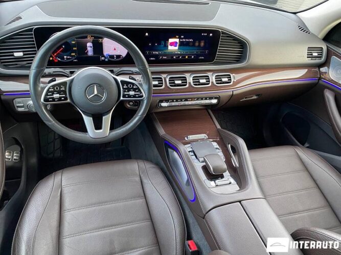 Mercedes GLE 300d 41 mercedes GLE 300d 2019
