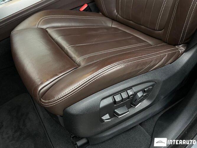 BMW X5 3.0D 50 interauto-car