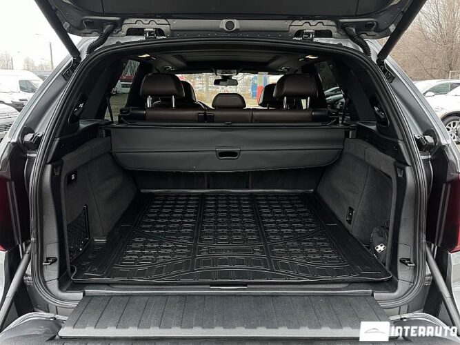 BMW X5 3.0D 69 interauto-car
