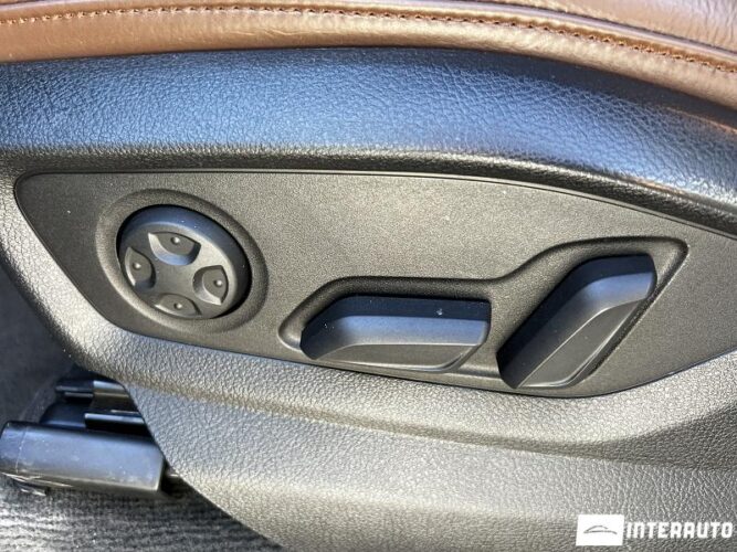 Audi Q7 52 interauto-car