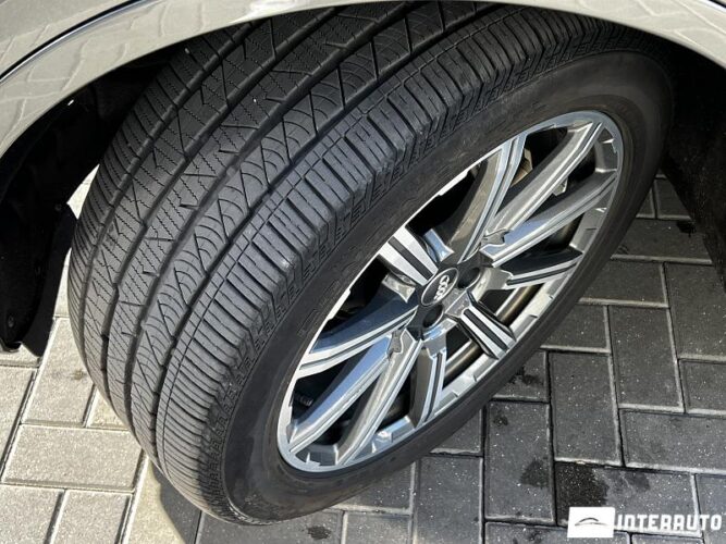 Audi Q7 60 interauto-car